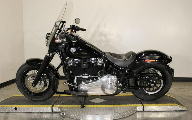 2019 Harley-Davidson® FLSL - Softail® Softail Slim®