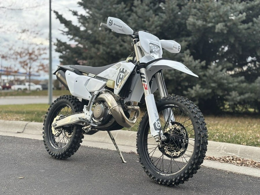2025 Husqvarna TE 300 Pro
