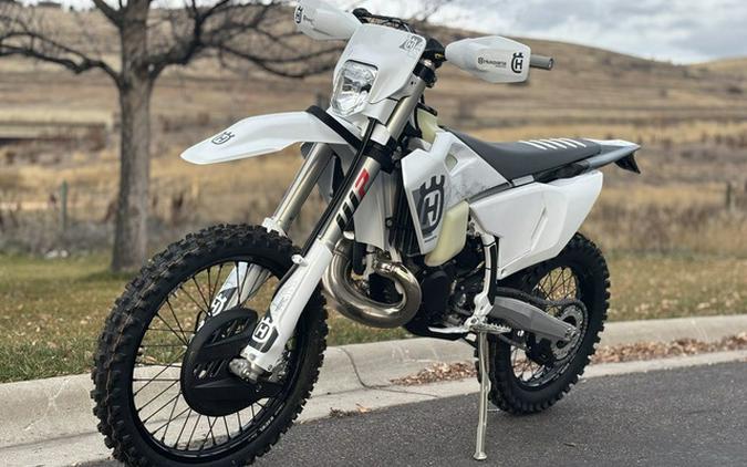 2025 Husqvarna TE 300 Pro