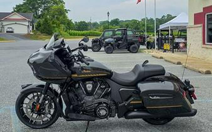 2026 Indian Motorcycle® Challenger® Dark Horse® 112 Black Crystal w/Black Metallic & Championship G
