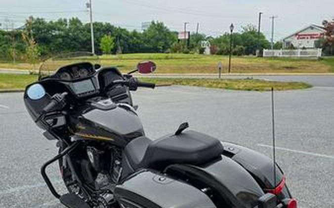 2026 Indian Motorcycle® Challenger® Dark Horse® 112 Black Crystal w/Black Metallic & Championship G