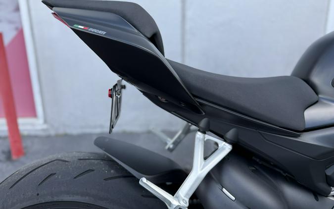 2022 Ducati Streetfighter V4 S Dark Stealth - 08220C