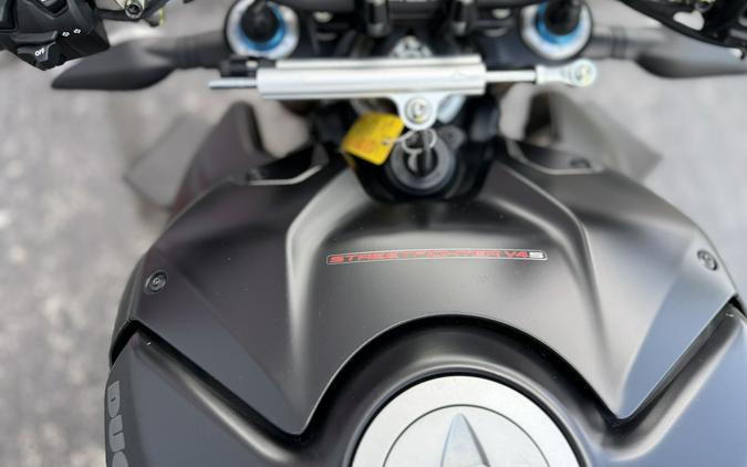 2022 Ducati Streetfighter V4 S Dark Stealth - 08220C