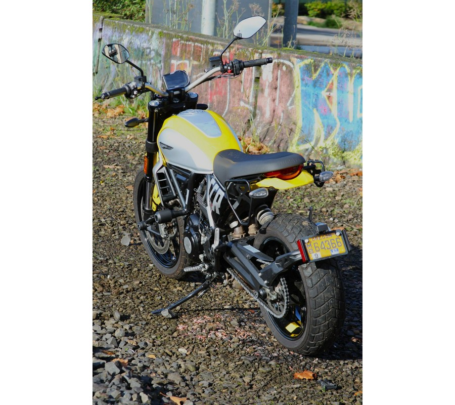 2024 Ducati Scrambler Icon