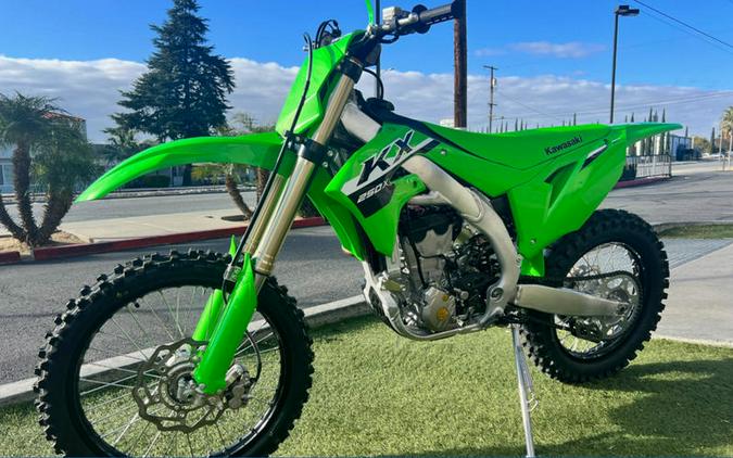 FIRST LOOK! 2024 KAWASAKI KX250, KX112, KX85 & KX65 MODELS