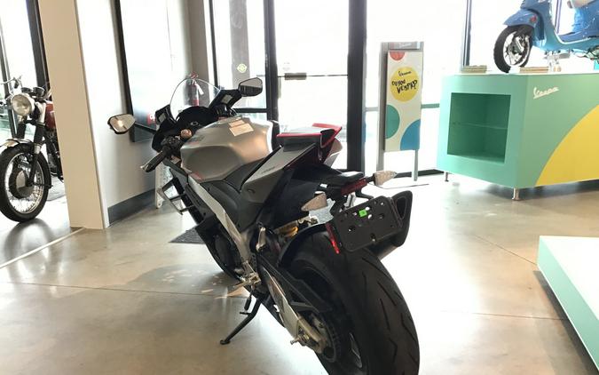 2021 Aprilia RSV4 1100