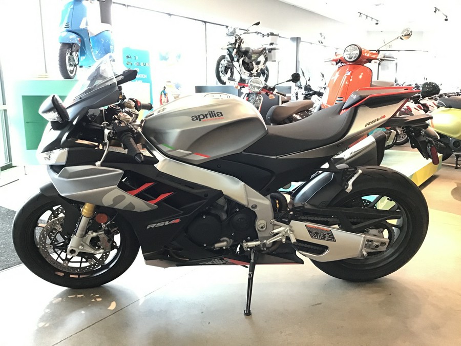 2021 Aprilia RSV4 1100