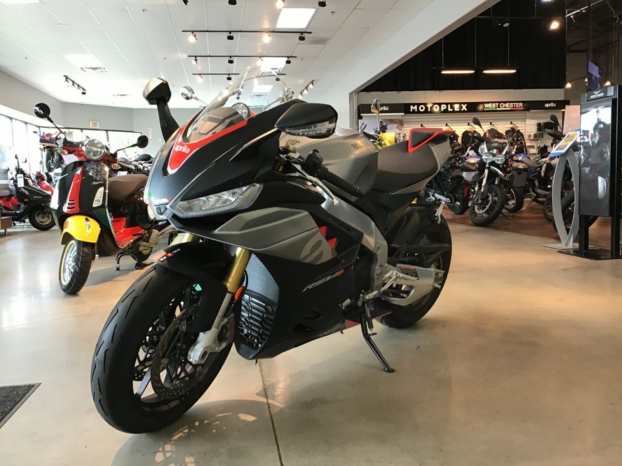 2021 Aprilia RSV4 1100