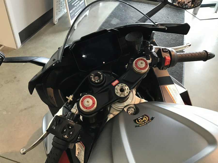 2021 Aprilia RSV4 1100