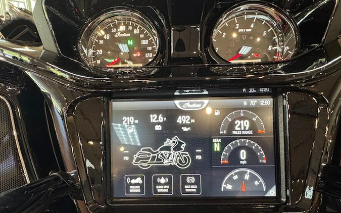 2026 Indian Motorcycle® Challenger 112 Limited with PowerBand Audio Package