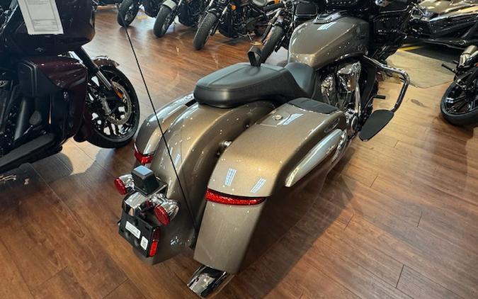 2026 Indian Motorcycle® Challenger 112 Limited with PowerBand Audio Package