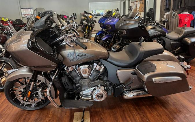 2026 Indian Motorcycle® Challenger 112 Limited with PowerBand Audio Package
