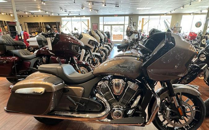 2026 Indian Motorcycle® Challenger 112 Limited with PowerBand Audio Package