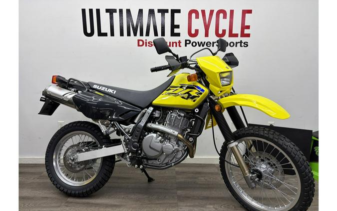 2027 DR650S - Suzuki
