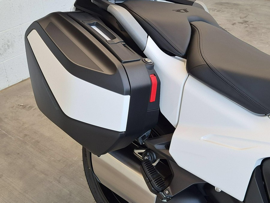 2026 BMW R 1300 RT