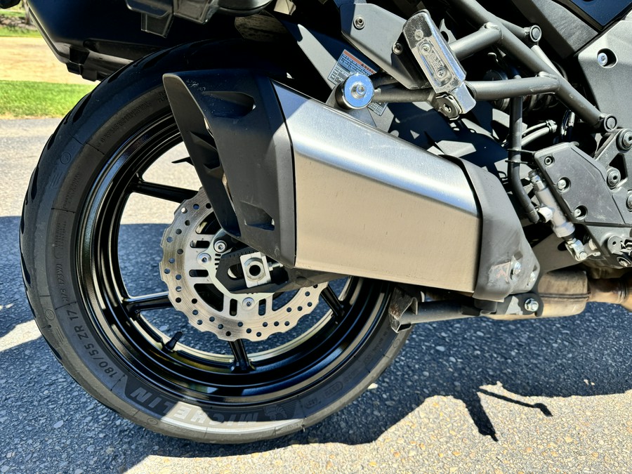 2022 Kawasaki Versys® 1000 SE LT+