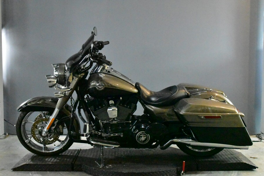 2014 Harley-Davidson CVO Road King