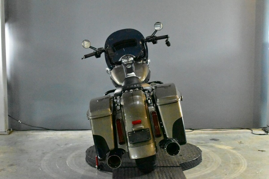 2014 Harley-Davidson CVO Road King