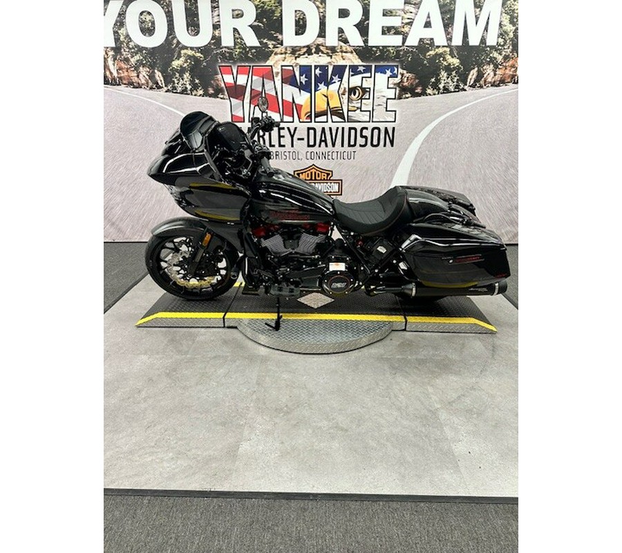 2024 FLTRXSTSE CVO™ Road Glide® ST