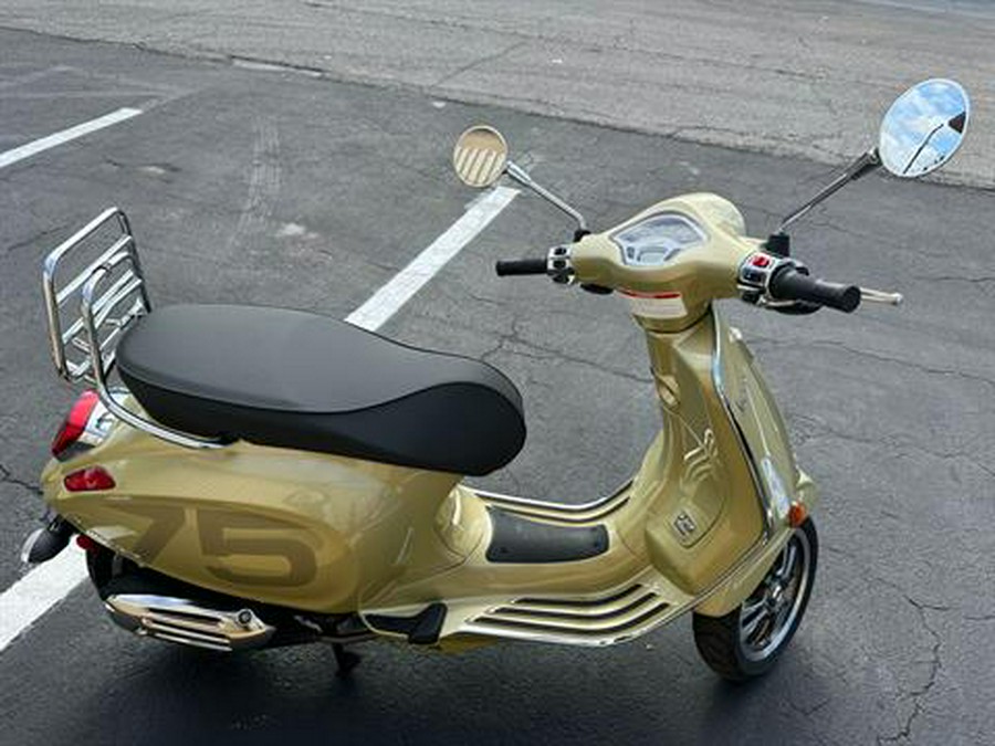 2021 Vespa Primavera 50 75th