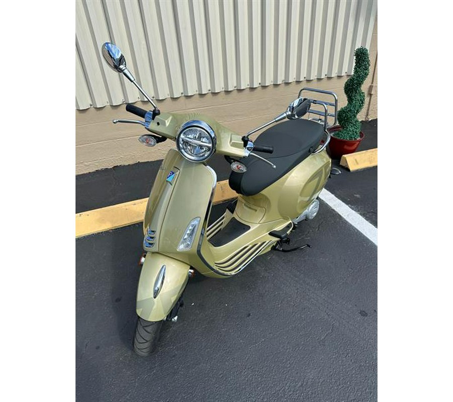 2021 Vespa Primavera 50 75th