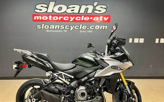 2024 Suzuki GSX-S1000GX+