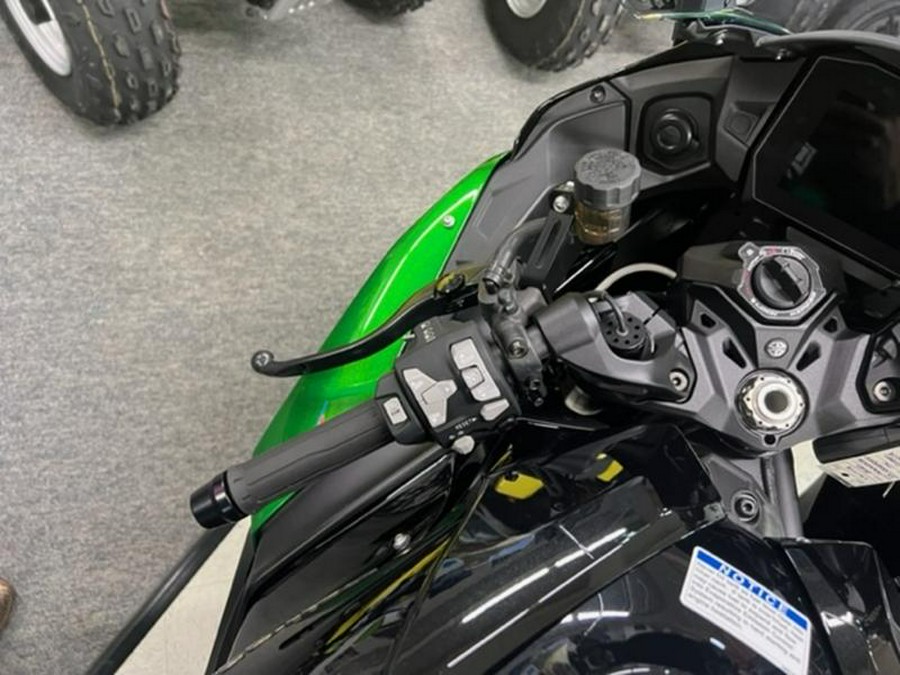 2025 Kawasaki NINJA H2® SX SE ABS