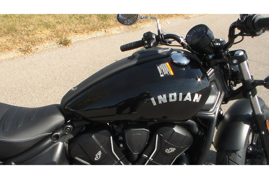 2025 SCOUT BOBBER SIXTY, ONYX BLK METALLIC, 49S Base - Indian Motorcycle