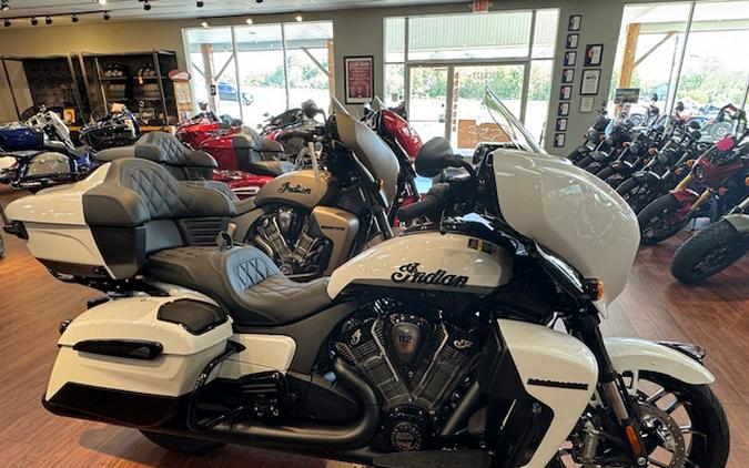 2026 Indian Motorcycle® Roadmaster® PowerPlus 112 Dark Horse® with PowerBand Audio Package