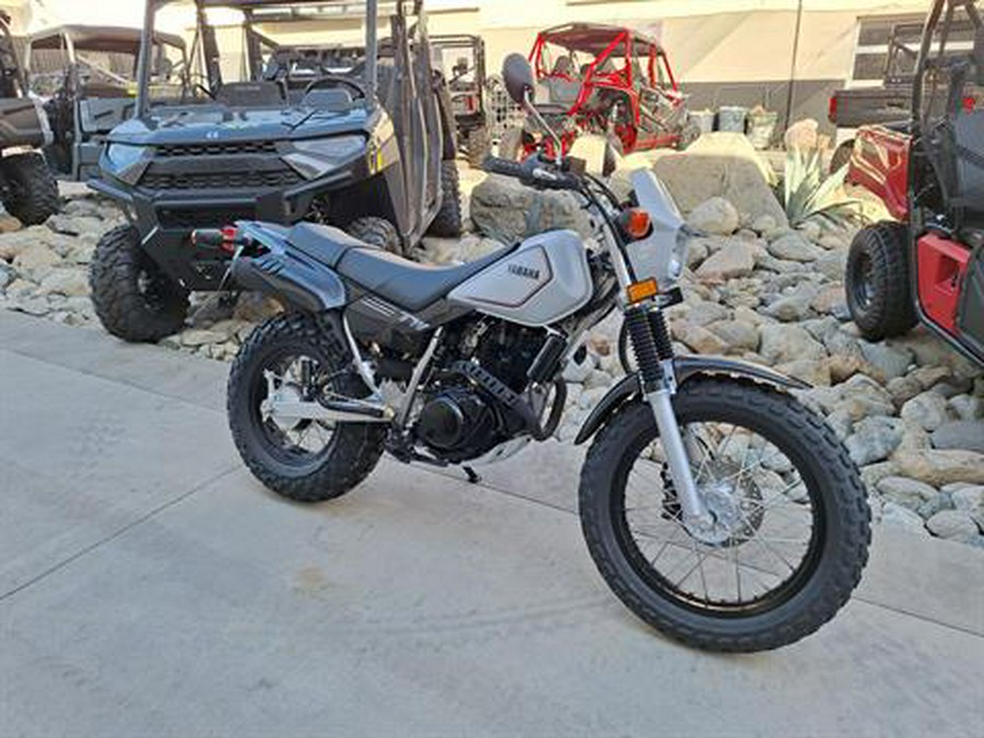 2025 Yamaha TW200
