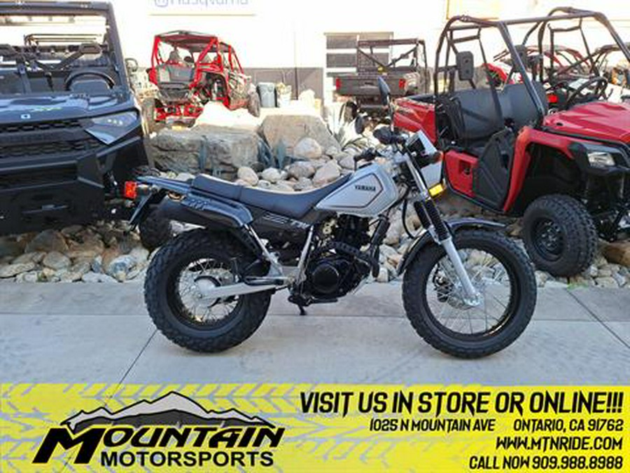 2025 Yamaha TW200