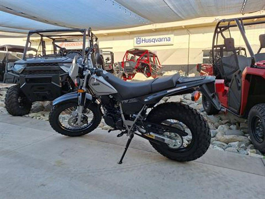 2025 Yamaha TW200