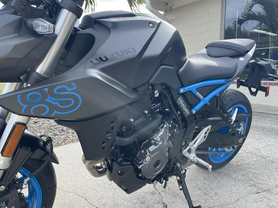 2024 Suzuki GSX-8S