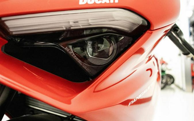 2023 Ducati Panigale V2 Ducati Red