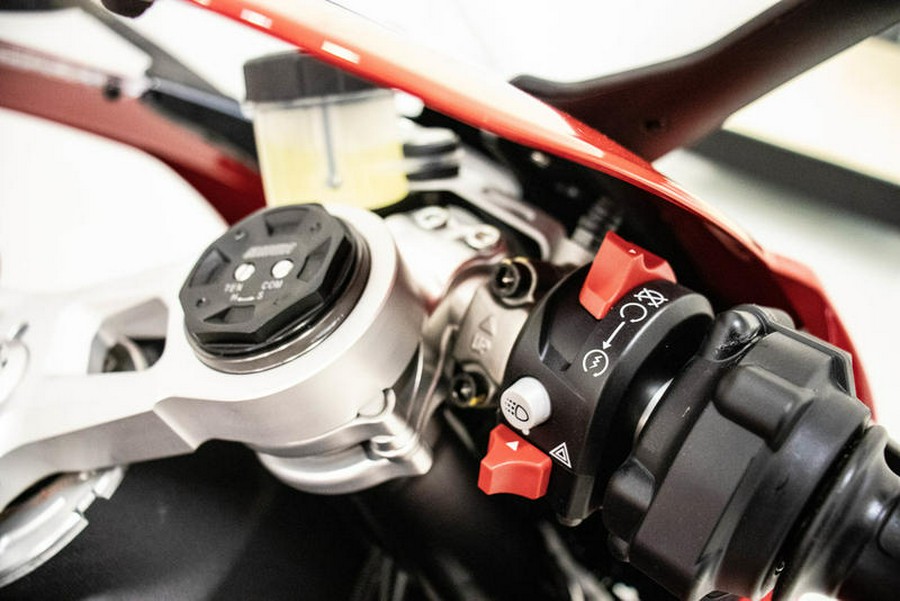 2023 Ducati Panigale V2 Ducati Red