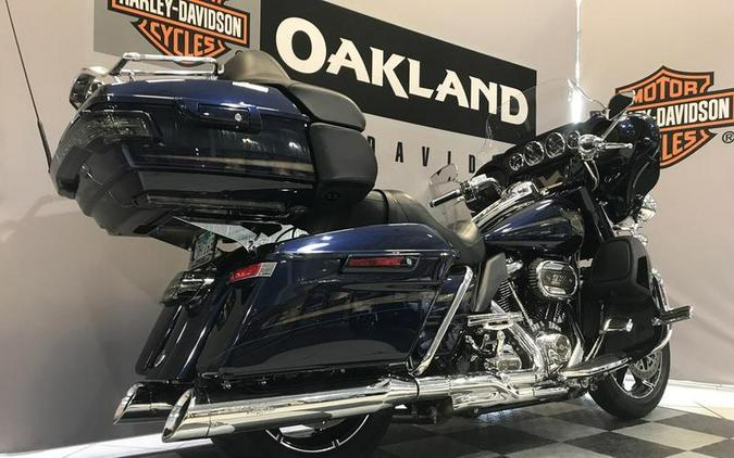 2018 Harley-Davidson® FLHTKSE - CVO™ Limited 115th Anniversary