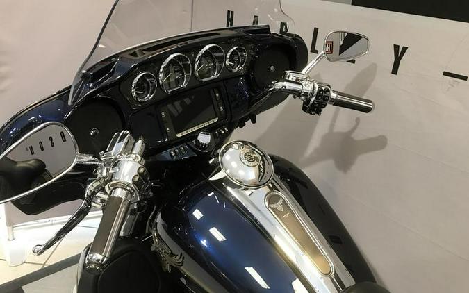 2018 Harley-Davidson® FLHTKSE - CVO™ Limited 115th Anniversary