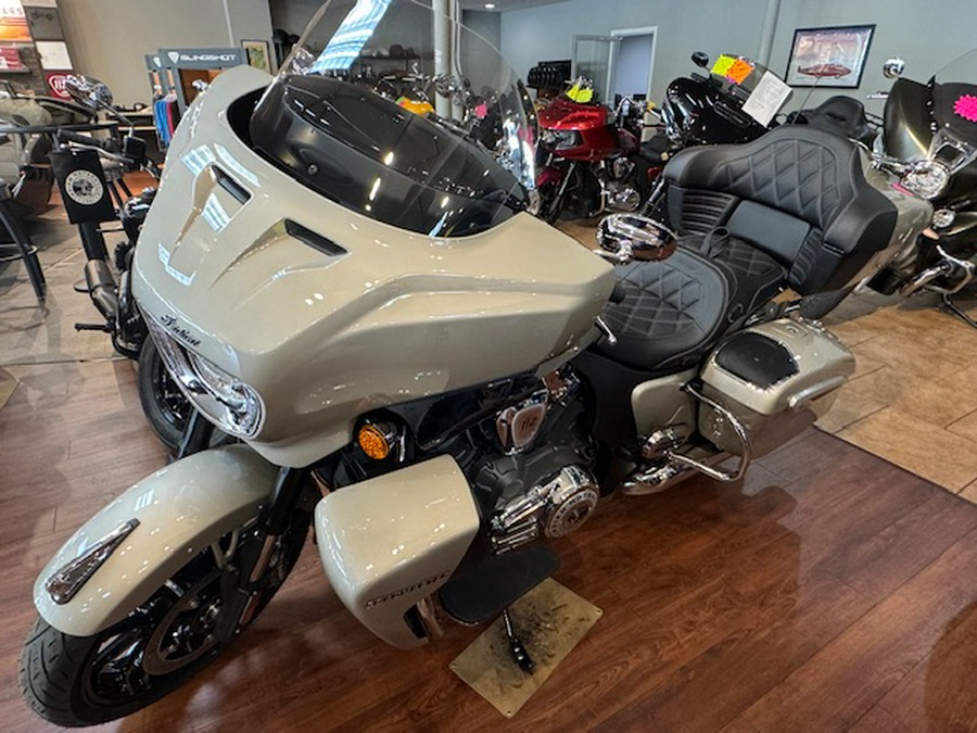 2026 Indian Motorcycle® Roadmaster® PowerPlus 112 Limited with PowerBand Audio Package