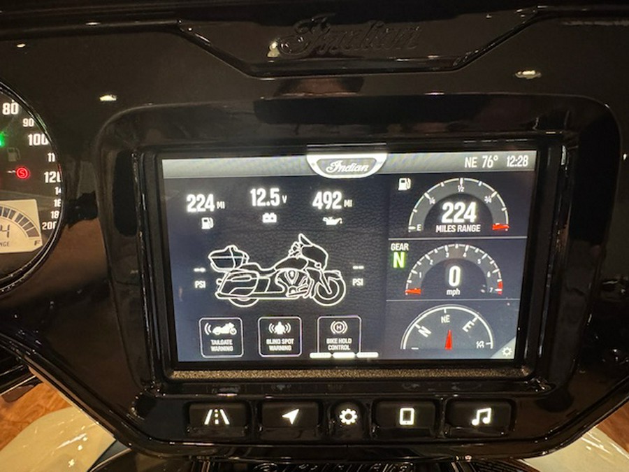 2026 Indian Motorcycle® Roadmaster® PowerPlus 112 Limited with PowerBand Audio Package