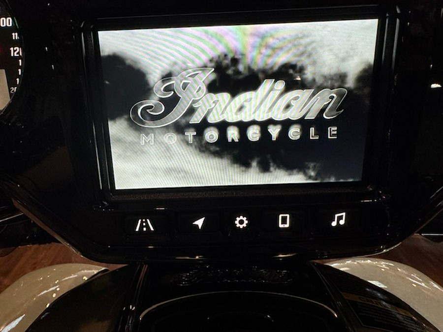 2026 Indian Motorcycle® Roadmaster® PowerPlus 112 Limited with PowerBand Audio Package