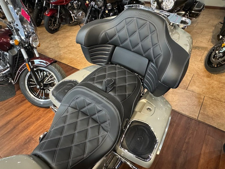 2026 Indian Motorcycle® Roadmaster® PowerPlus 112 Limited with PowerBand Audio Package