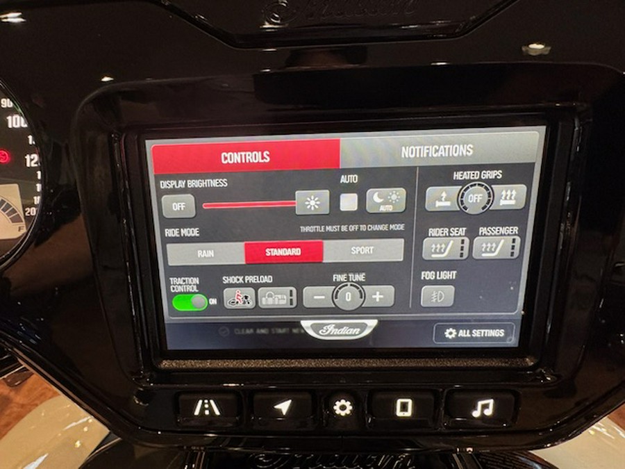 2026 Indian Motorcycle® Roadmaster® PowerPlus 112 Limited with PowerBand Audio Package