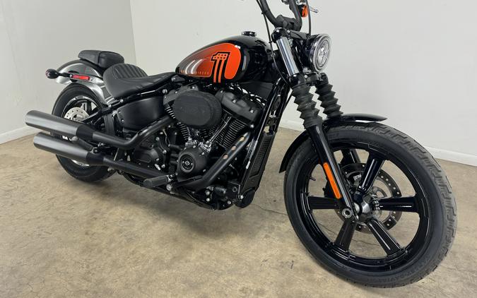 2022 Harley-Davidson® Street Bob 114 Vivid Black - 061647