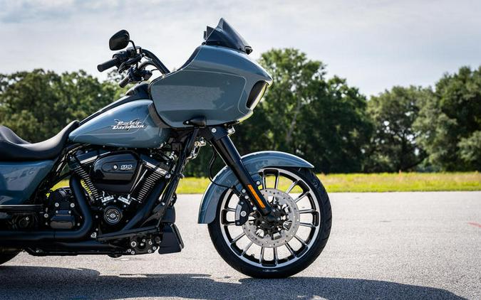 2024 Harley-Davidson® FLTRT - Road Glide® 3