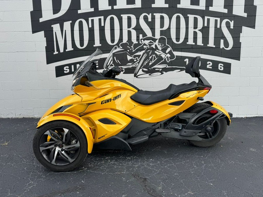 2014 Can-Am SPYDER ST LIMITED - SE5