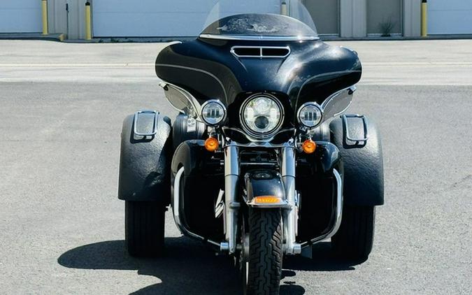 2016 Harley-Davidson Trike FLHTCUTG - Tri Glide Ultra
