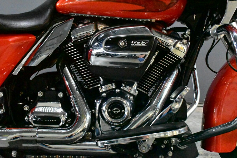 2017 Harley-Davidson Road Glide Special