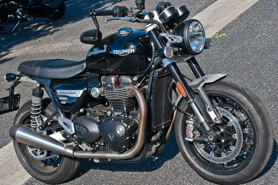 2023 Triumph Speed Twin 1200 Jet Black