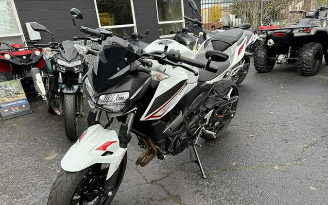 2022 Kawasaki Z400 ABS
