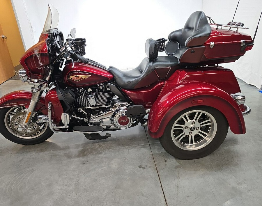 FLHTCUTG 2023 Tri Glide® Ultra